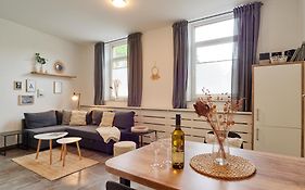 Kleine Moselruhe - Gemuetliche Ferienwohnung Bis 3 Personen - Zentral In Traben-Trarbach